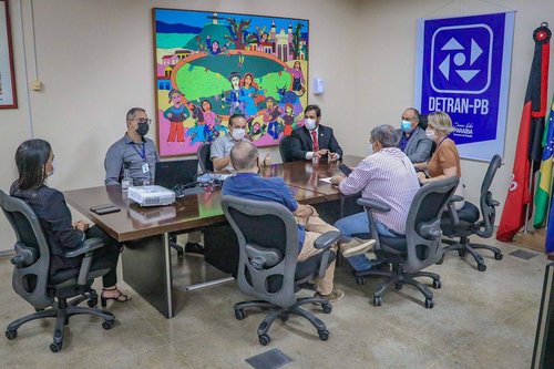 A modernização do sistema de leilão de veículos.