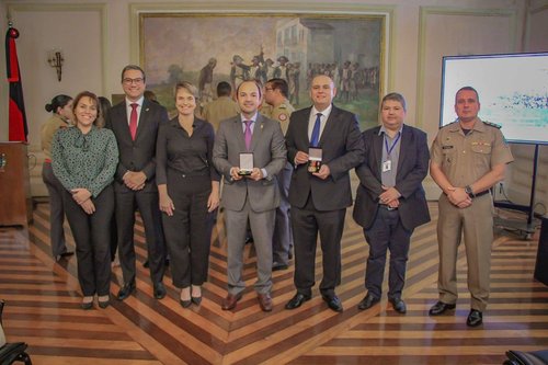 Superintendente do Detran-PB é agraciado com Medalha da Casa Militar do Governador