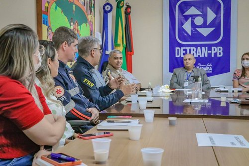 Reunião para retomada de comitê do Programa Vida no Trânsito